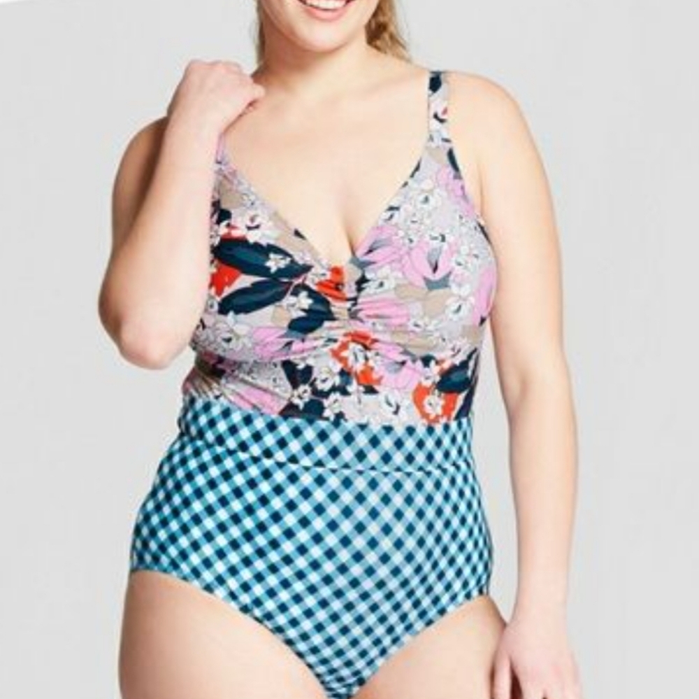 Social Angel Floral Geisha Garden One-Piece Swimsuit Size 1x